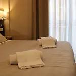 Victoria 3*