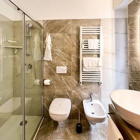 Victoria 3* Cuneo