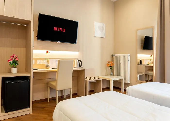 Victoria Otel Cuneo