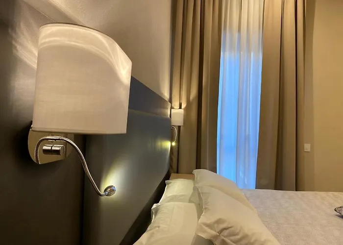 Victoria Otel Cuneo